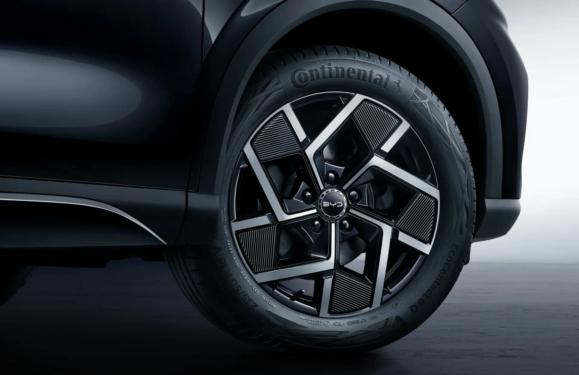 Detail pelek alloy BYD ATTO 3